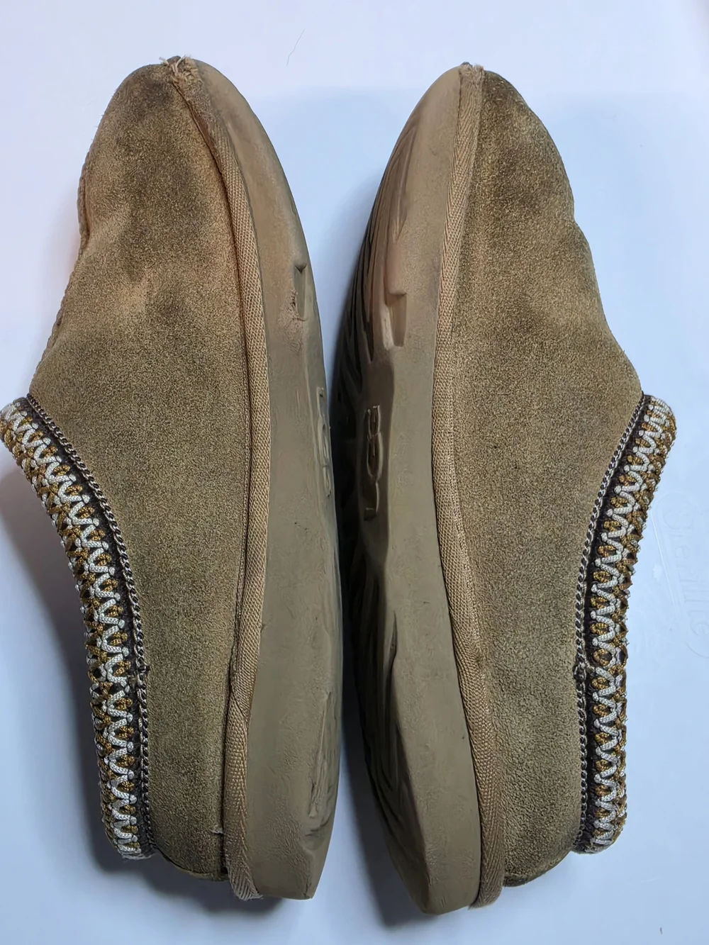 UGG Big Kids Tasman Size 4